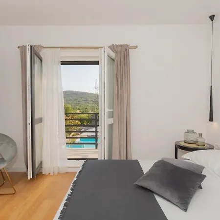 Ferienhaus Fur 5 Personen Und 1 Kind In Sibenik, Dalmatien Norddalmatien * Sibenik